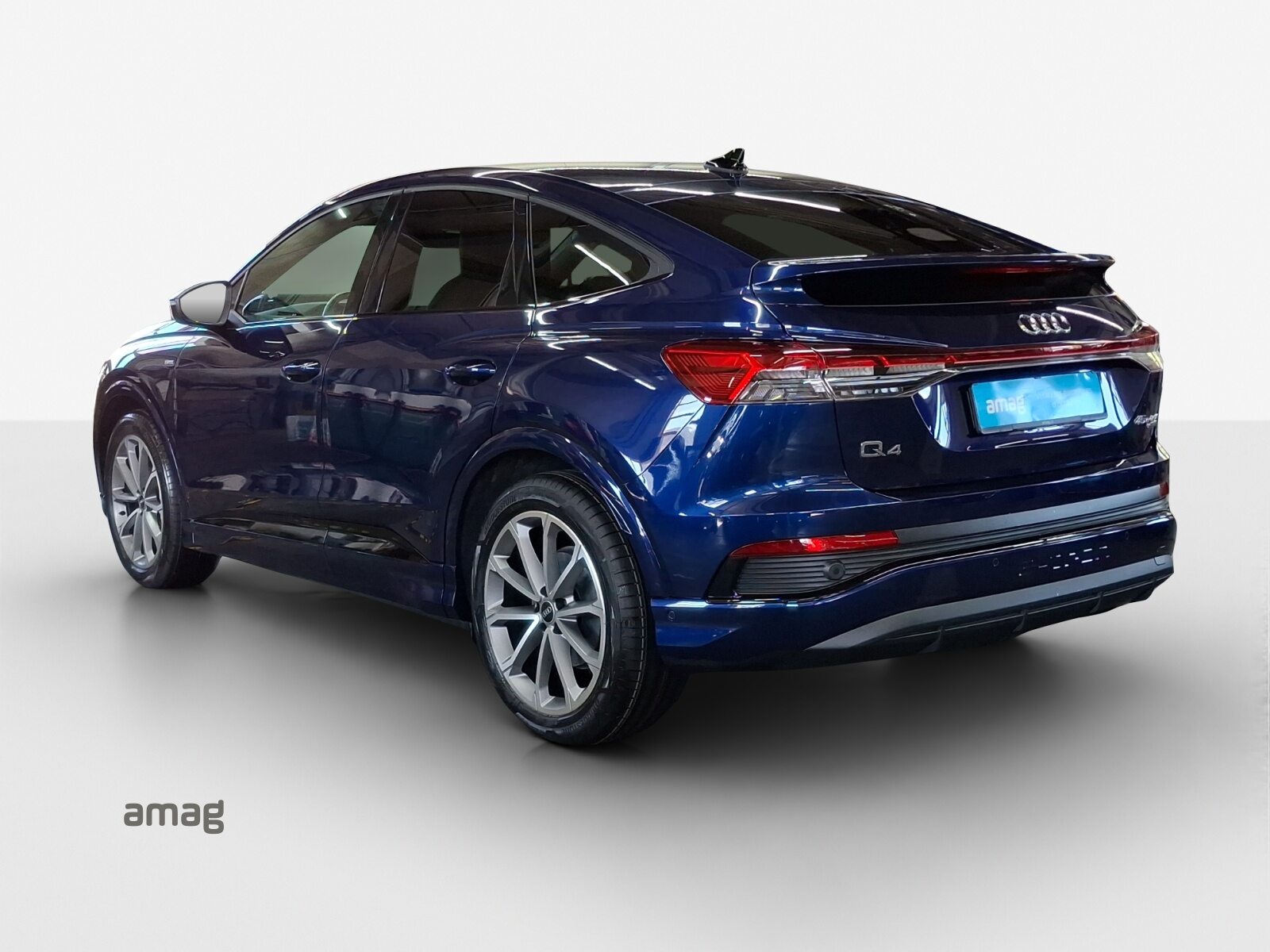 AUDI Q4 SB 45 e-tron quattro Attraction, Électrique, Occasion / Utilisé, Automatique - 3