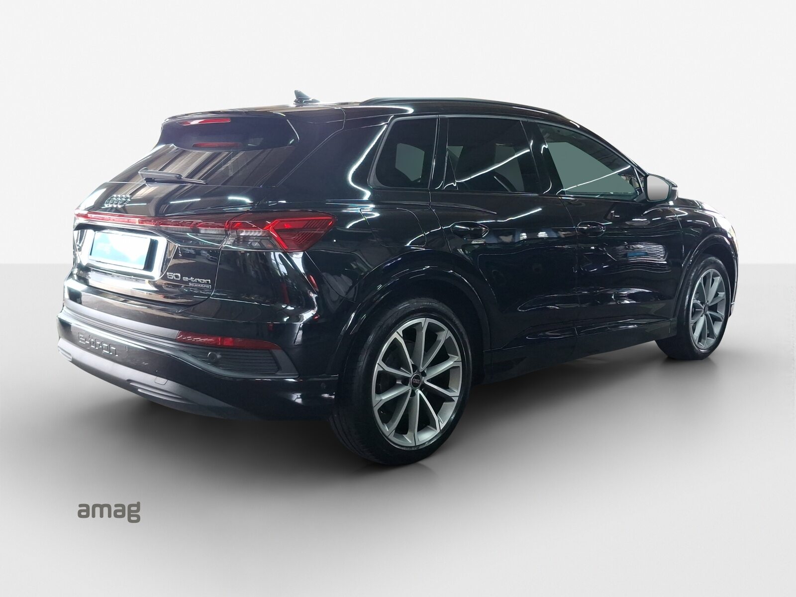 AUDI Q4 50 e-tron quattro, Électrique, Occasion / Utilisé, Automatique - 6