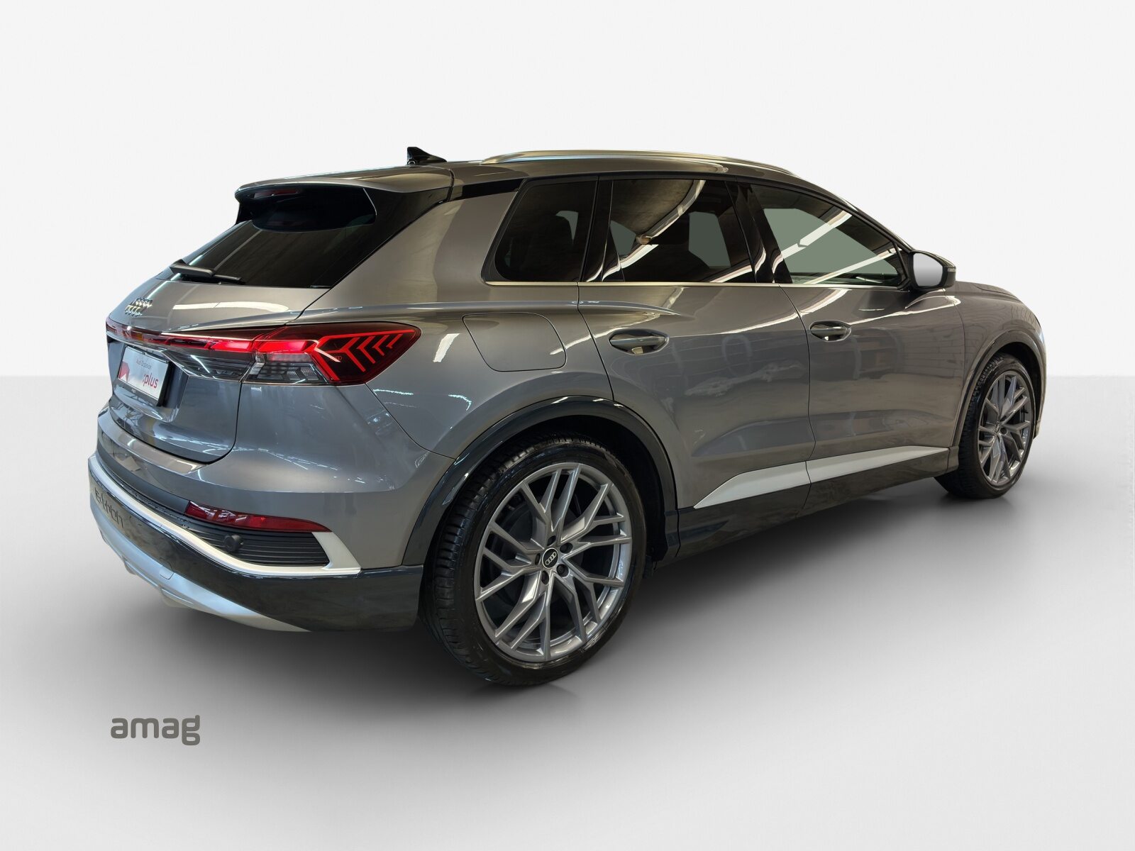 AUDI Q4 50 e-tron quattro, Électrique, Occasion / Utilisé, Automatique - 5