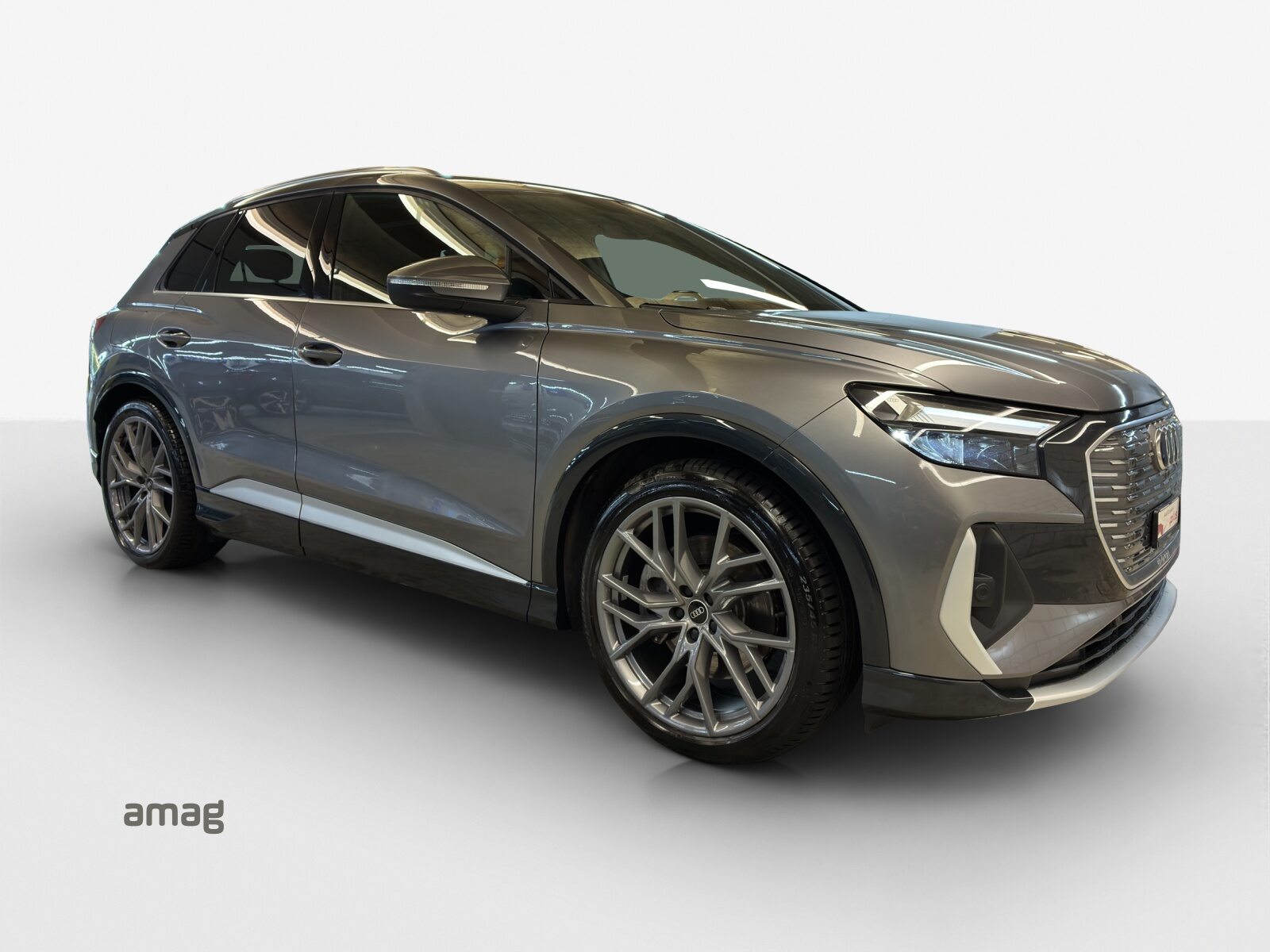AUDI Q4 50 e-tron quattro, Électrique, Occasion / Utilisé, Automatique - 6