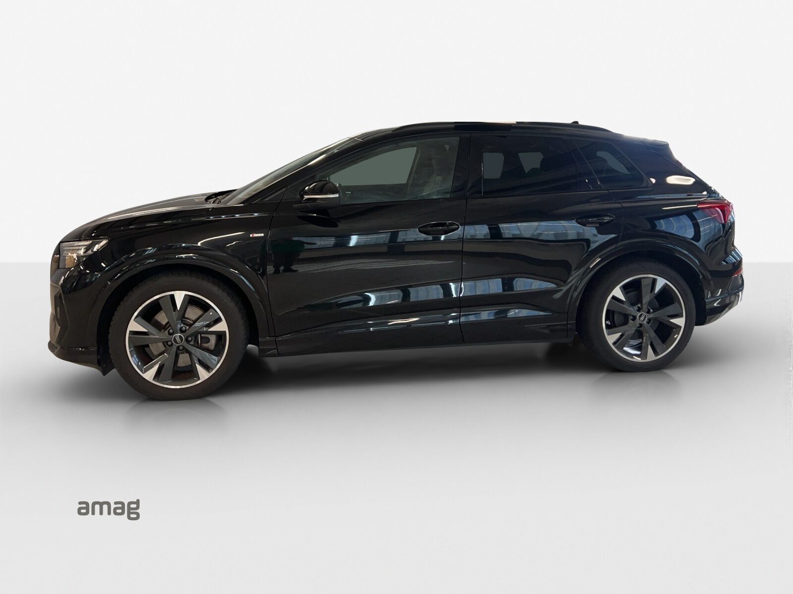 AUDI Q4 50 e-tron quattro, Électrique, Occasion / Utilisé, Automatique - 3