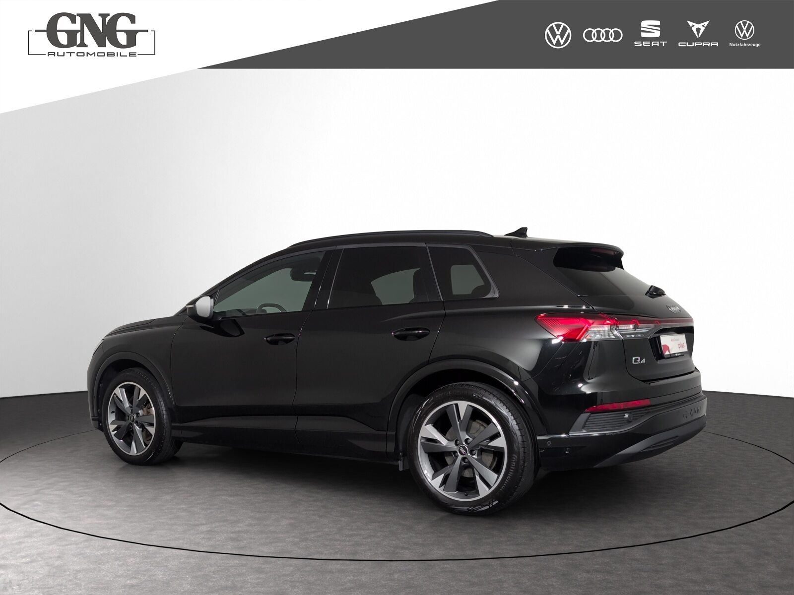 AUDI Q4 45 e-tron quattro, Elektro, Occasion / Gebraucht, Automatik - 2