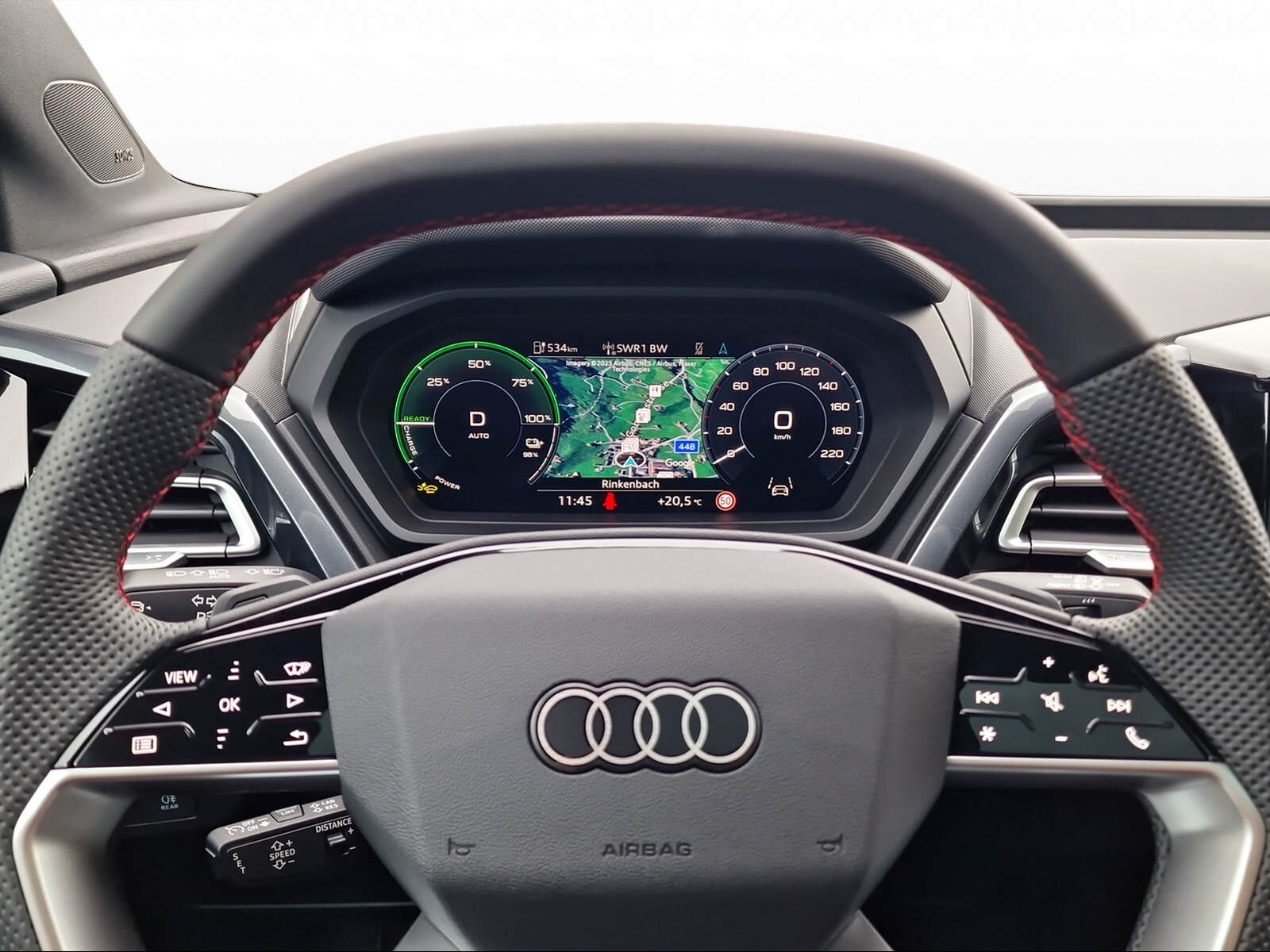 AUDI Q4 45 e-tron quattro Edition Swiss-Ski, Electric, Second hand / Used, Automatic - 5