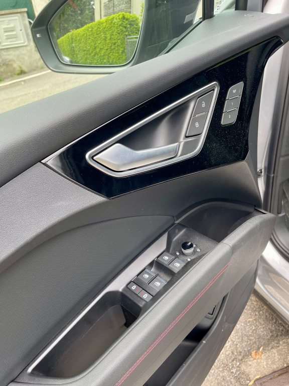 AUDI Q4 e-tron 45 Swiss Ski quattro Leasing 0,89%, Electric, Second hand / Used, Automatic - 6