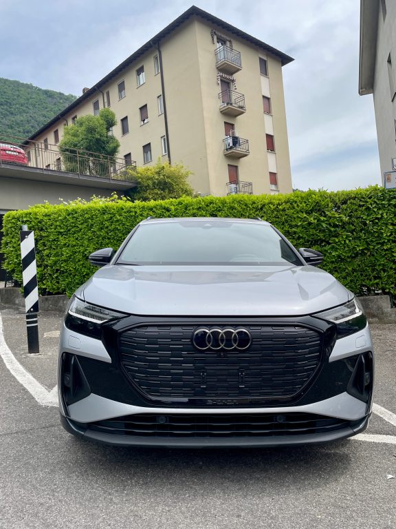 AUDI Q4 e-tron 45 Swiss Ski quattro Leasing 0,89%, Electric, Second hand / Used, Automatic - 5