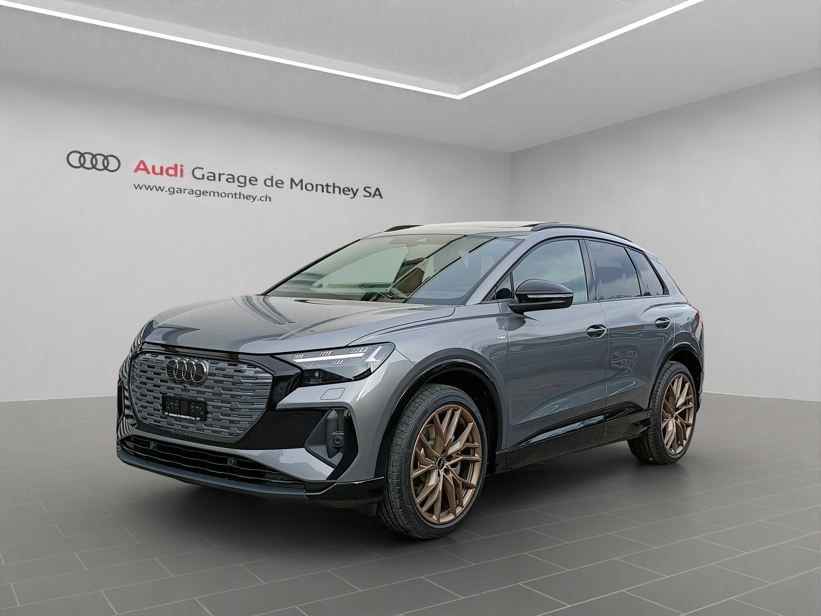 AUDI Q4 e-tron 55 quattro