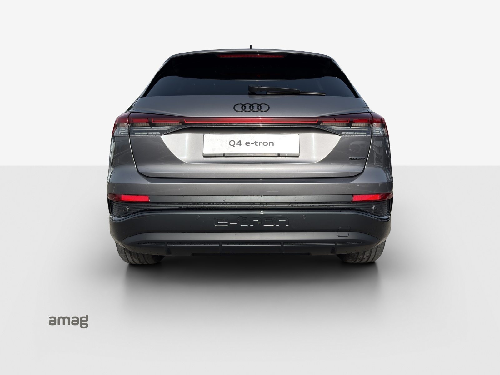 AUDI Q4 45 e-tron quattro Edition Swiss-Ski, Électrique, Voiture de démonstration, Automatique - 4