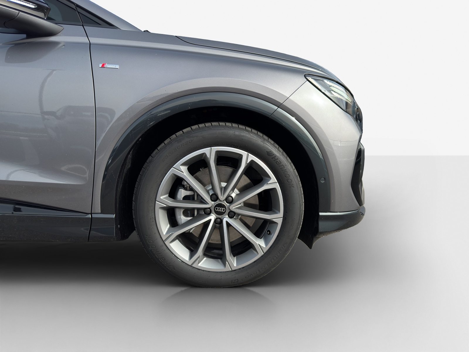 AUDI Q4 45 e-tron quattro Edition Swiss-Ski, Électrique, Voiture de démonstration, Automatique - 7
