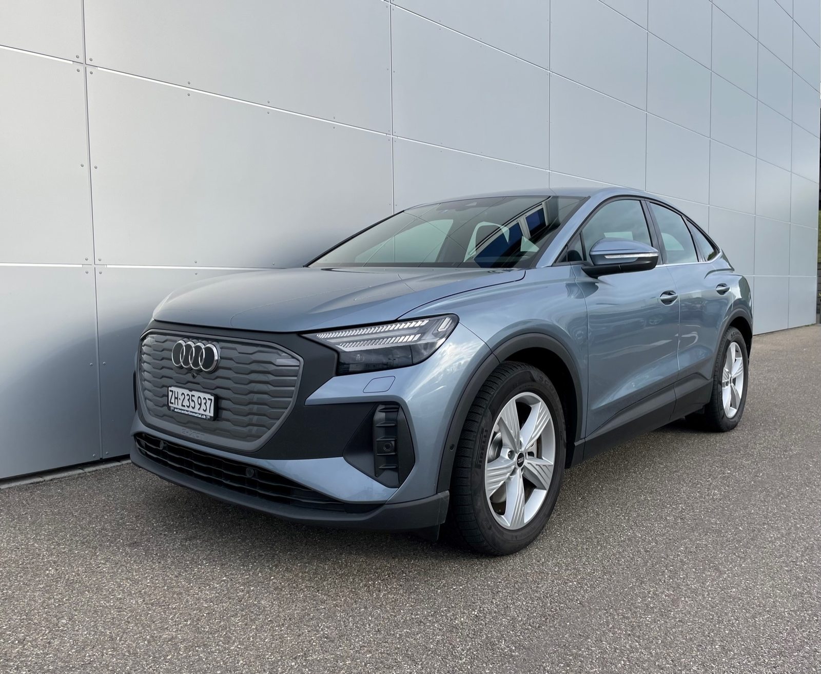 AUDI Q4 SB 40 e-tron
