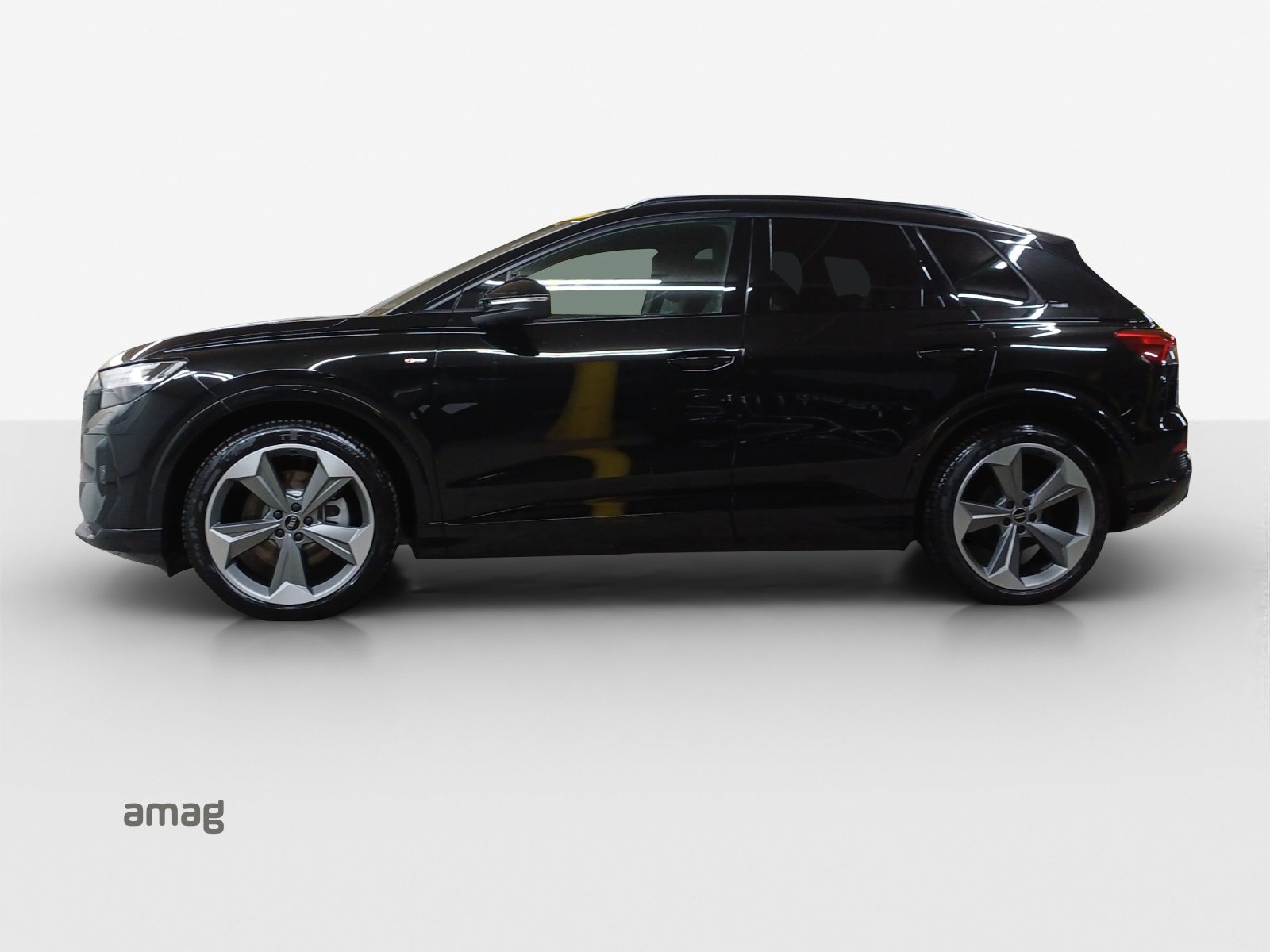 AUDI Q4 45 e-tron quattro Edition Swiss-Ski, Elettrica, Auto dimostrativa, Automatico - 2