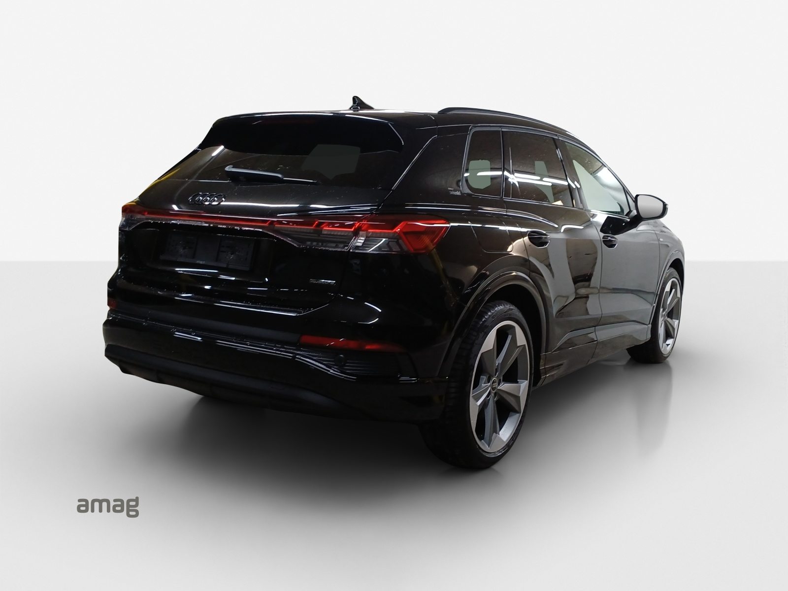 AUDI Q4 45 e-tron quattro Edition Swiss-Ski, Elettrica, Auto dimostrativa, Automatico - 5