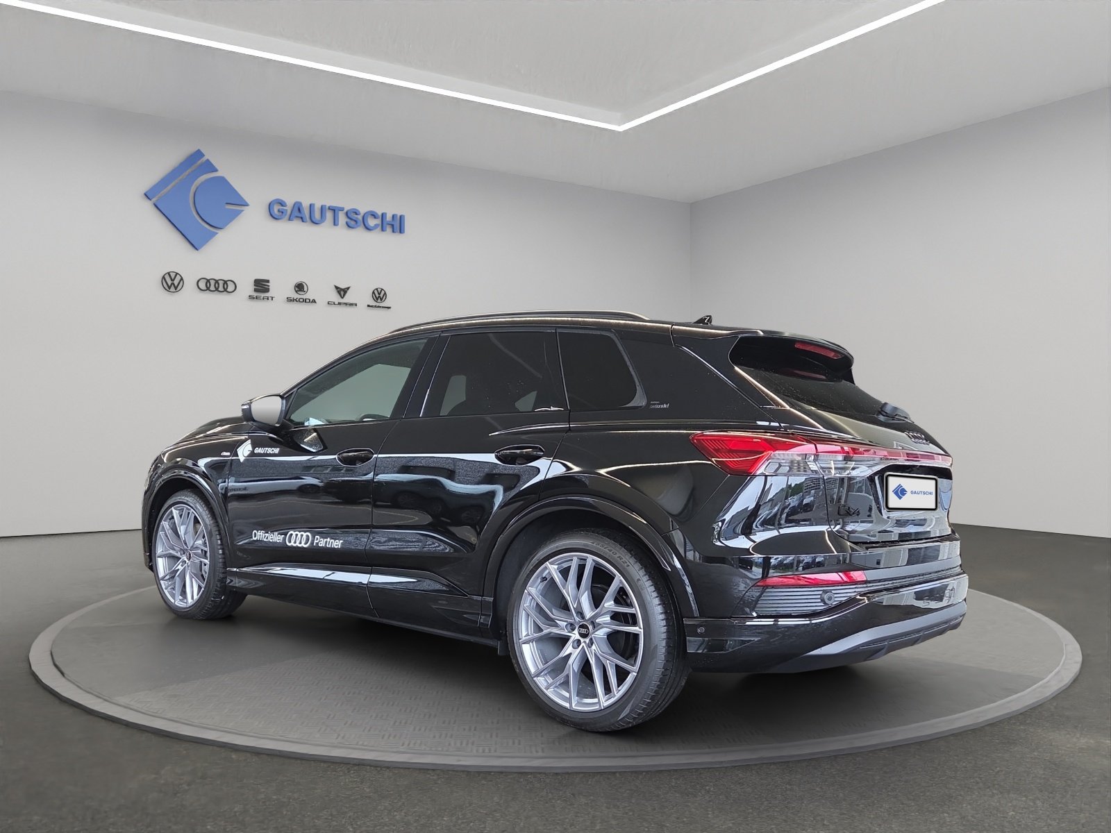 AUDI Q4 e-tron 45 Edition Swiss Ski quattro, Elettrica, Auto dimostrativa, Automatico - 3