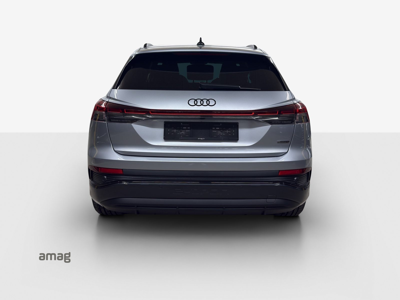 AUDI Q4 45 e-tron quattro Edition Swiss-Ski, Elettrica, Auto dimostrativa, Automatico - 4