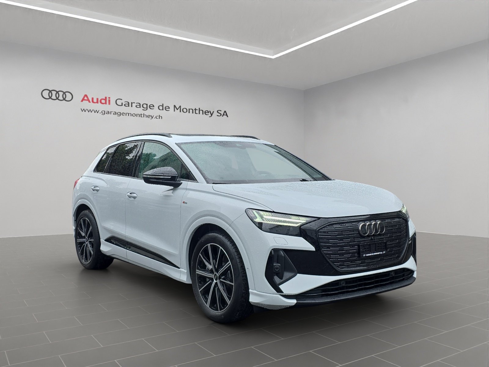 AUDI Q4 e-tron 45 Edition Swiss Ski quattro, Elektro, Vorführwagen, Automatik - 2