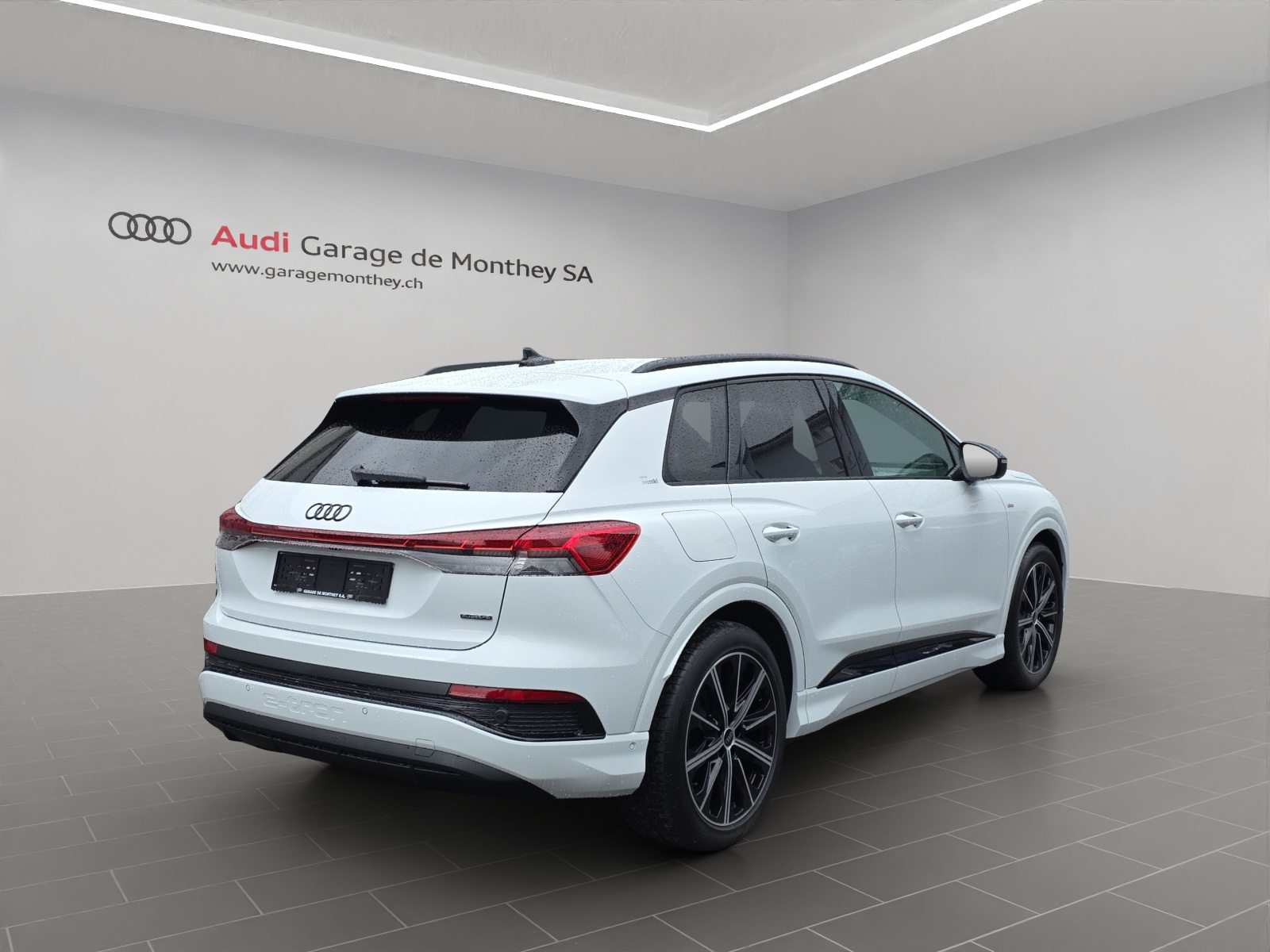 AUDI Q4 e-tron 45 Edition Swiss Ski quattro, Elektro, Vorführwagen, Automatik - 3