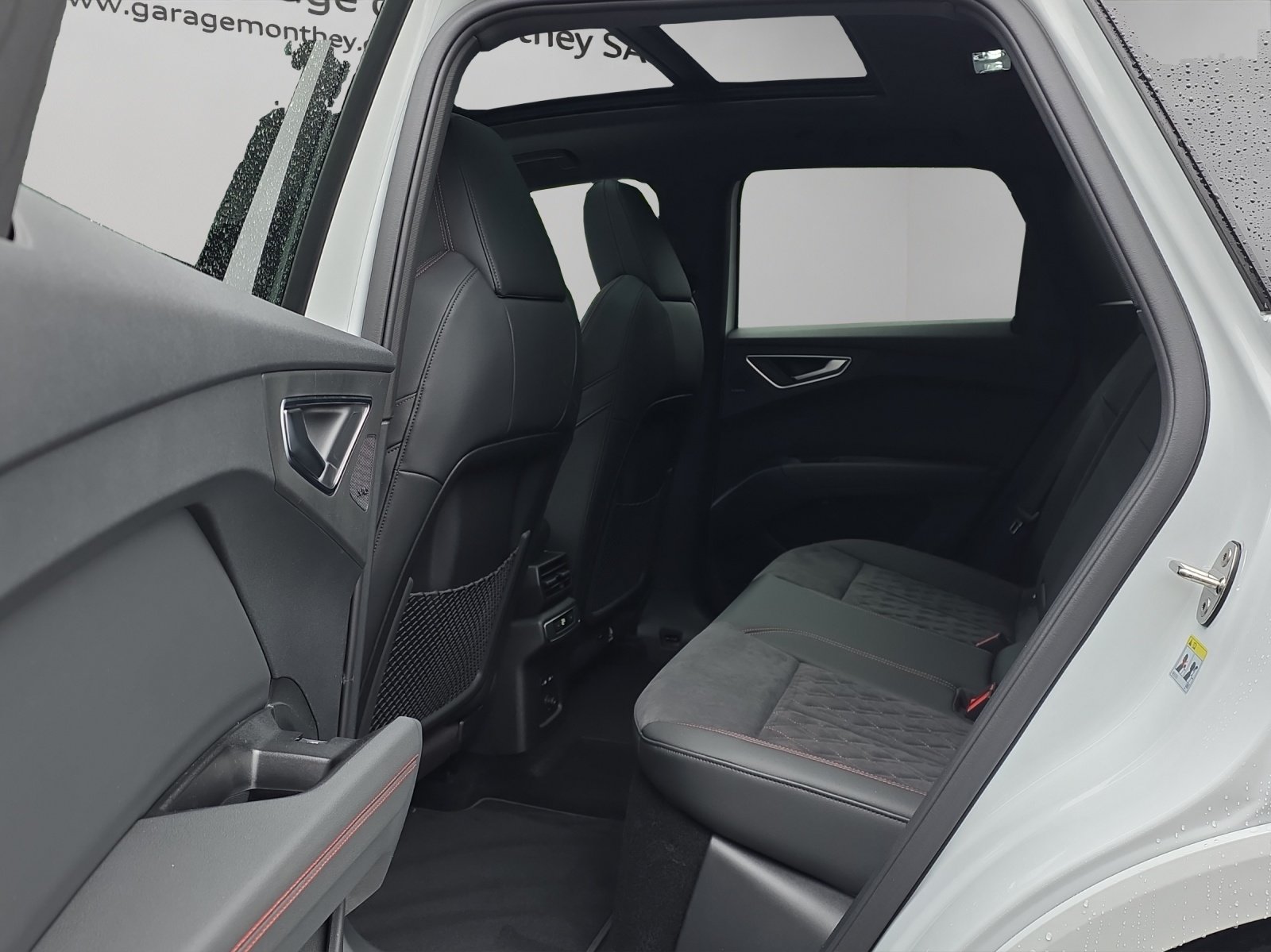 AUDI Q4 e-tron 45 Edition Swiss Ski quattro, Elektro, Vorführwagen, Automatik - 7