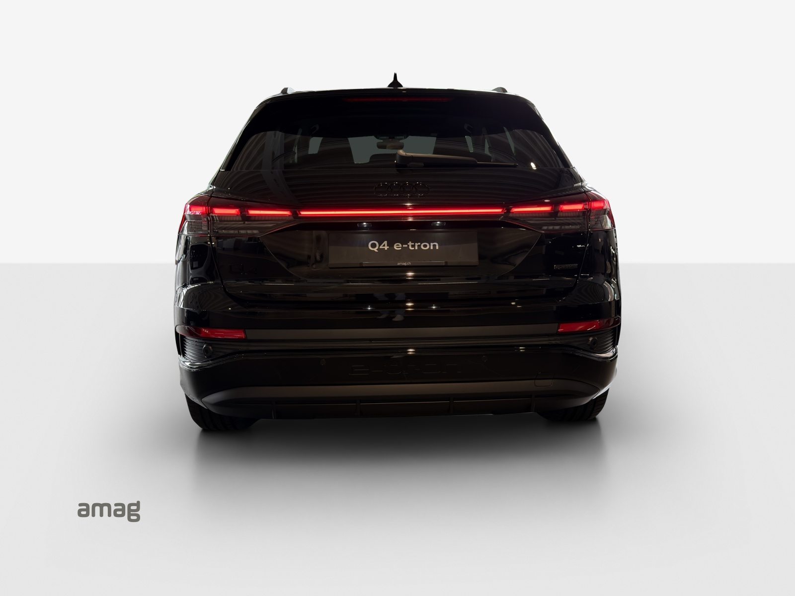 AUDI Q4 45 e-tron quattro Attraction, Électrique, Voiture de démonstration, Automatique - 4