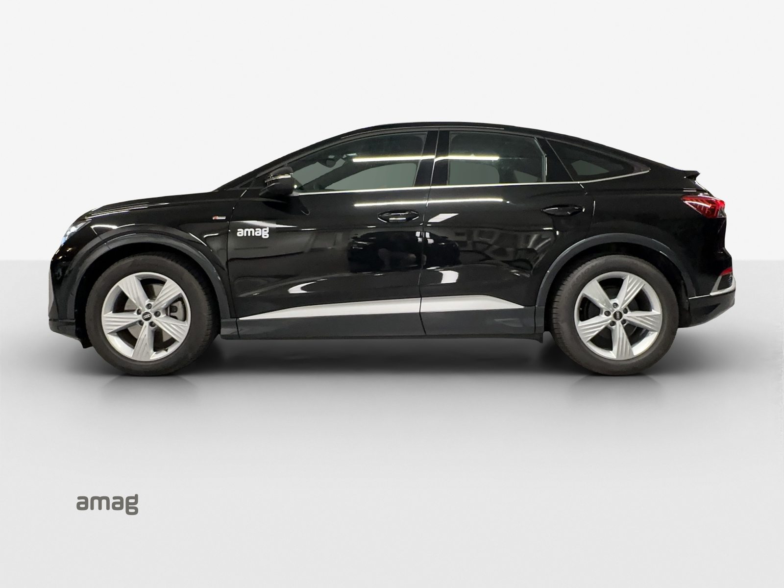 AUDI Q4 SB 50 e-tron quattro, Elektro, Vorführwagen, Automatik - 2