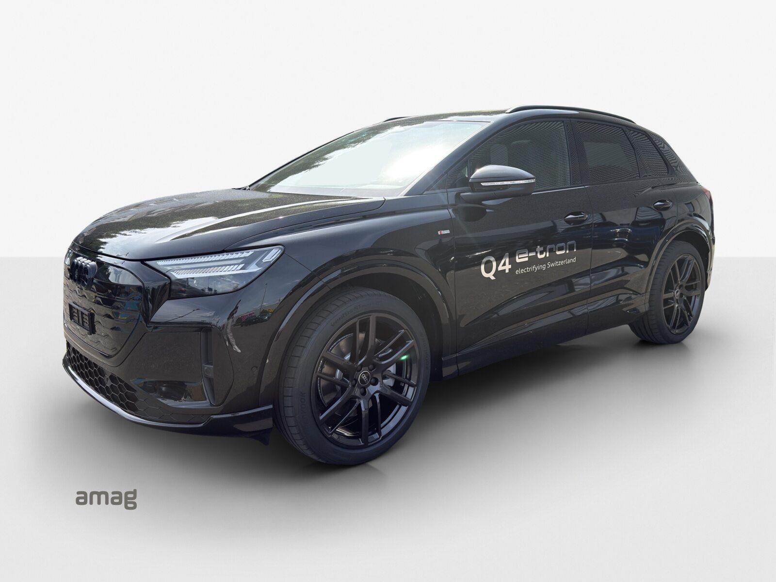 AUDI Q4 SUV e-tron quattro performance