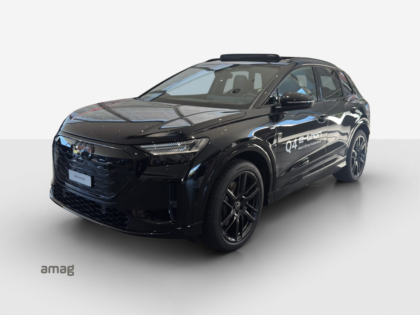 AUDI Q4 SUV e-tron quattro performance