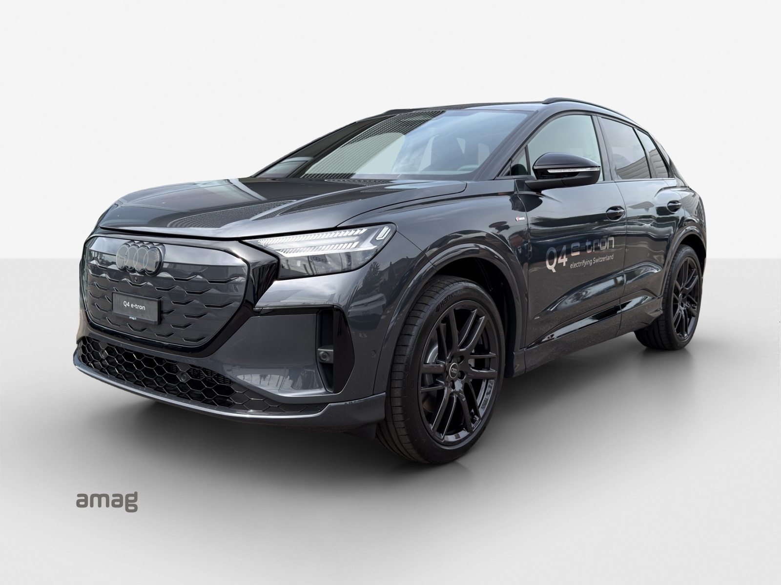 AUDI Q4 SUV e-tron quattro performance