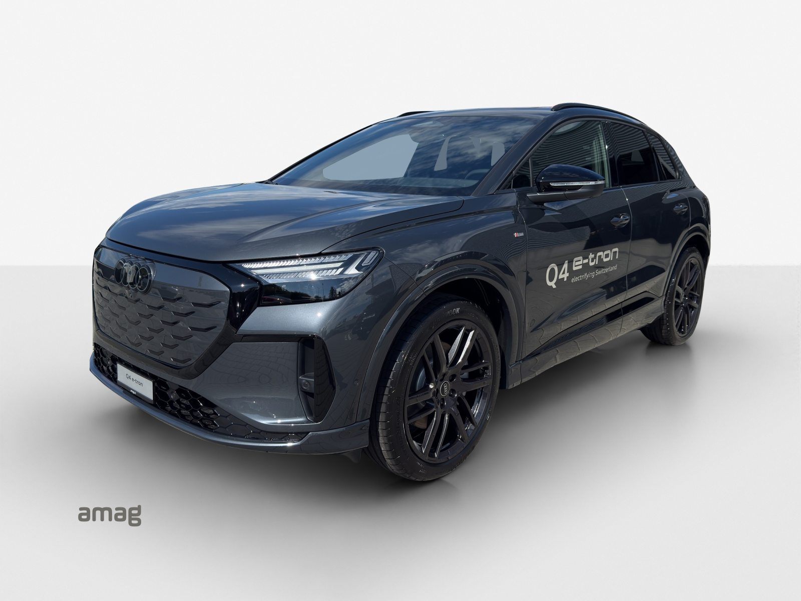 AUDI Q4 SUV e-tron quattro performance