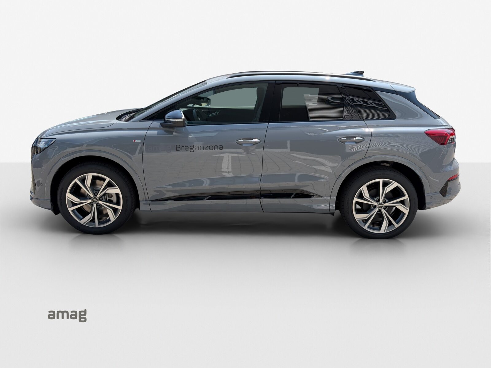 AUDI Q4 SUV e-tron quattro performance Edition Swiss-Ski, Electric, Ex-demonstrator, Automatic - 2