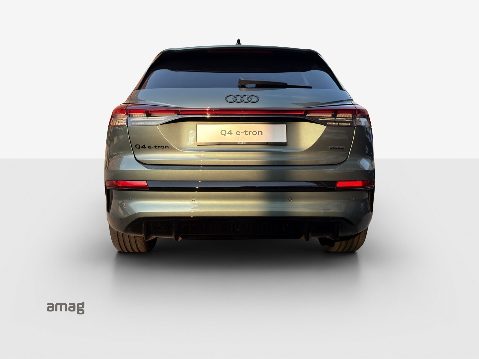 AUDI Q4 SUV e-tron quattro performance Edition Swiss-Ski, Electric, Ex-demonstrator, Automatic - 4