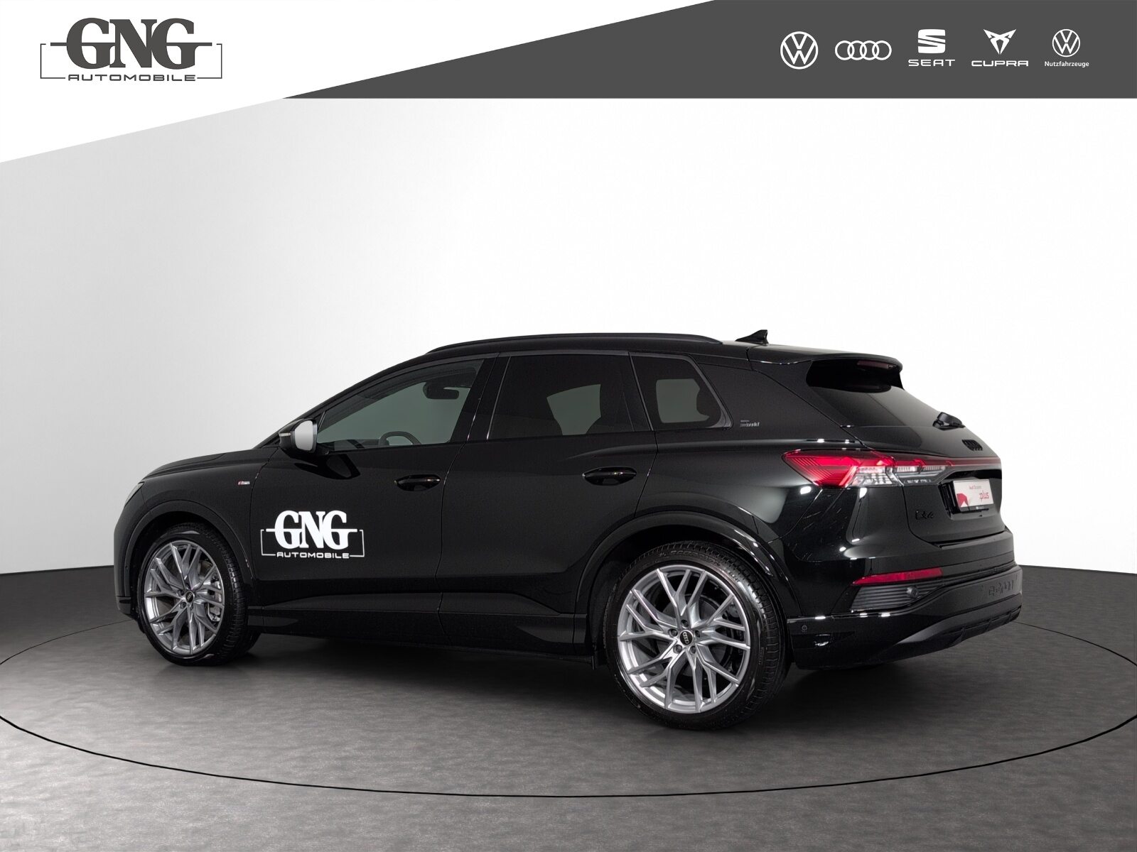 AUDI Q4 45 e-tron quattro Edition Swiss-Ski, Electric, Ex-demonstrator, Automatic - 2