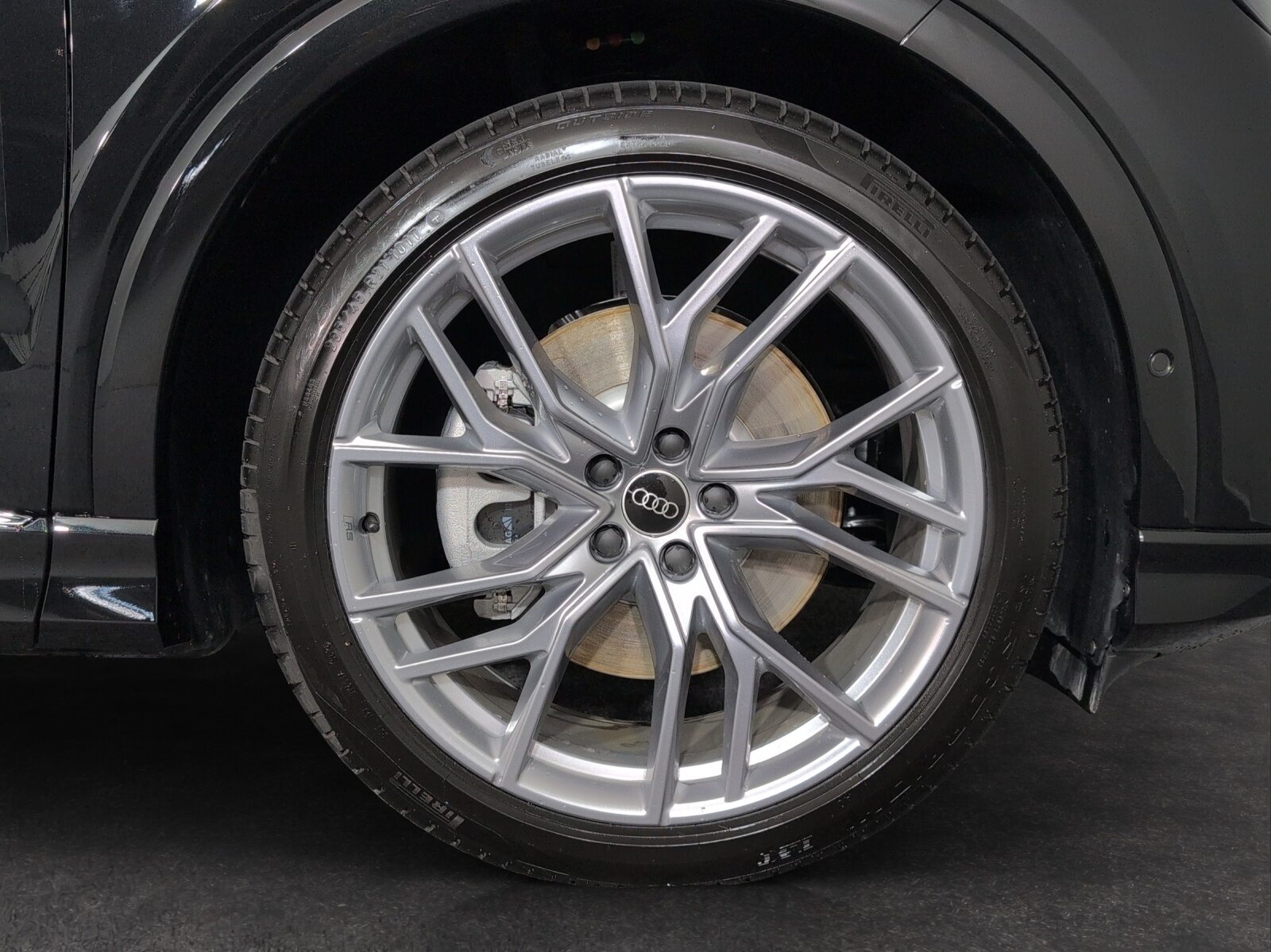 AUDI Q4 45 e-tron quattro Edition Swiss-Ski, Electric, Ex-demonstrator, Automatic - 5