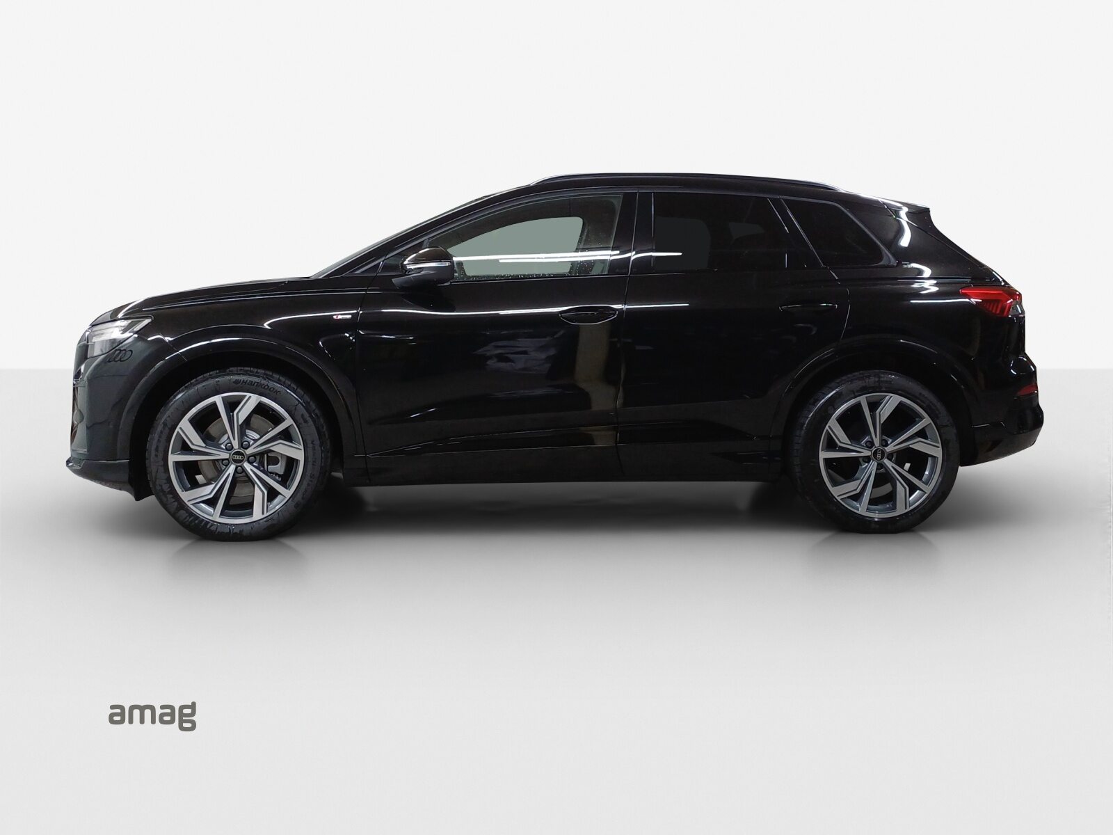 AUDI Q4 SUV e-tron quattro performance Edition Swiss-Ski, Elektro, Vorführwagen, Automatik - 2