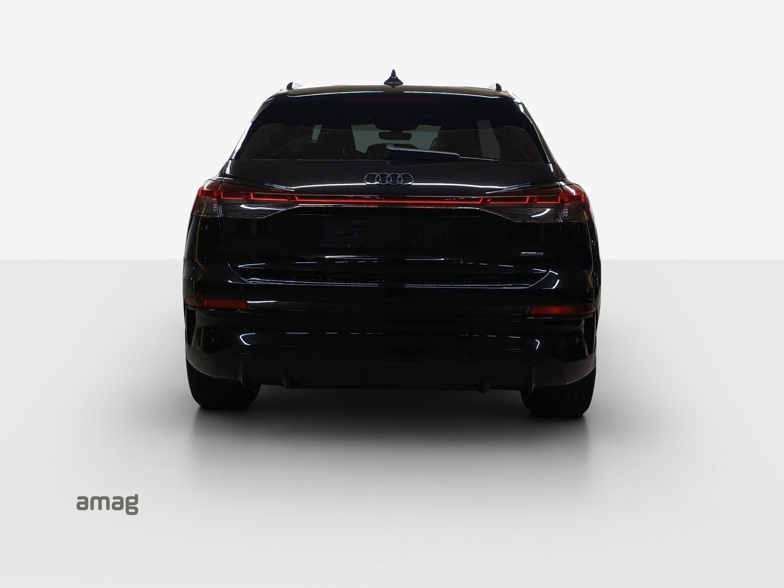 AUDI Q4 SUV e-tron quattro performance Edition Swiss-Ski, Elektro, Vorführwagen, Automatik - 4