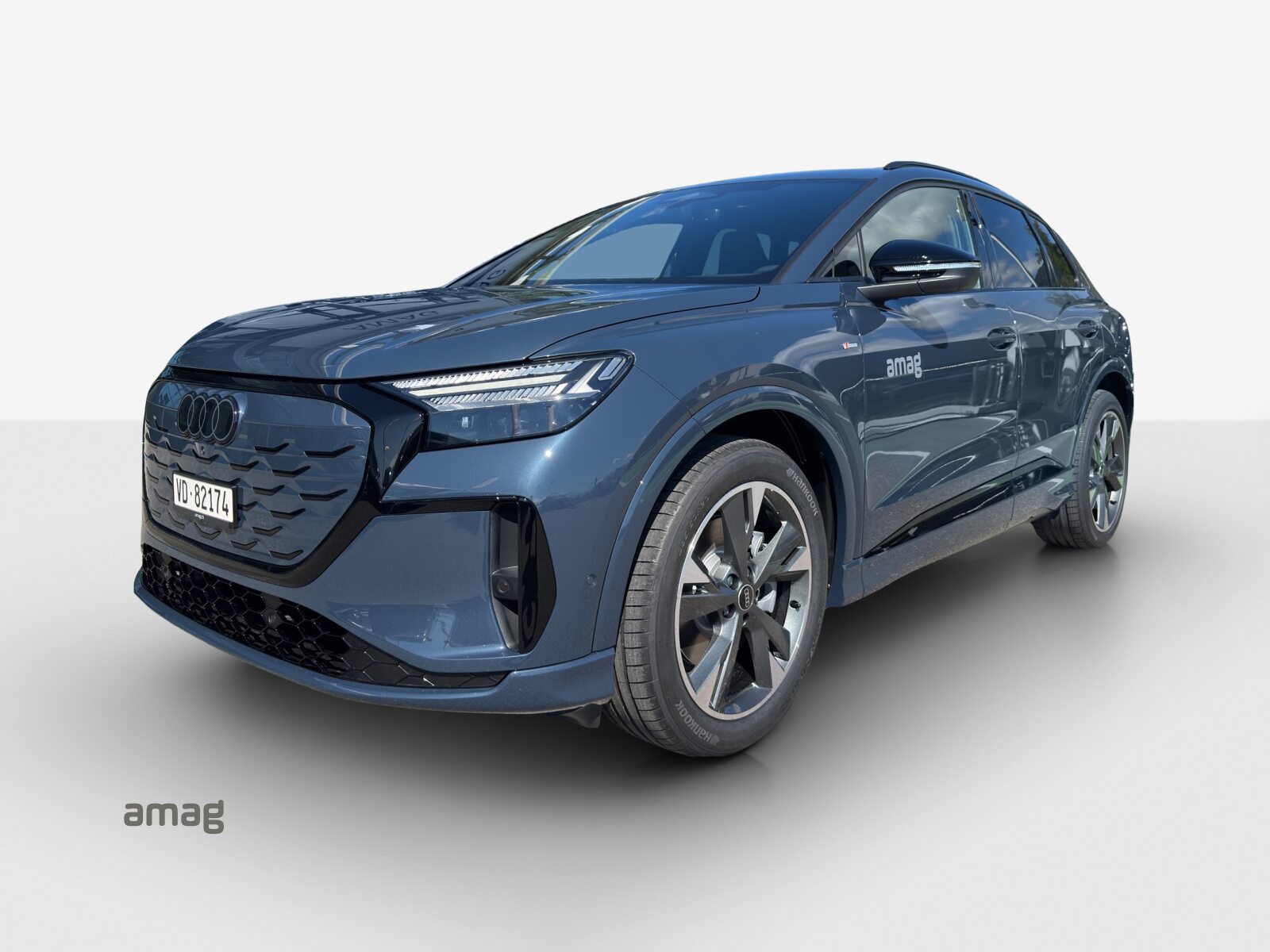 AUDI Q4 SUV e-tron quattro performance Edition Swiss-Ski