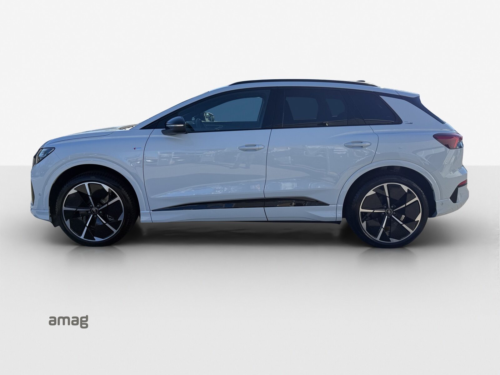 AUDI Q4 SUV e-tron quattro performance Edition Swiss-Ski, Elettrica, Auto dimostrativa, Automatico - 2