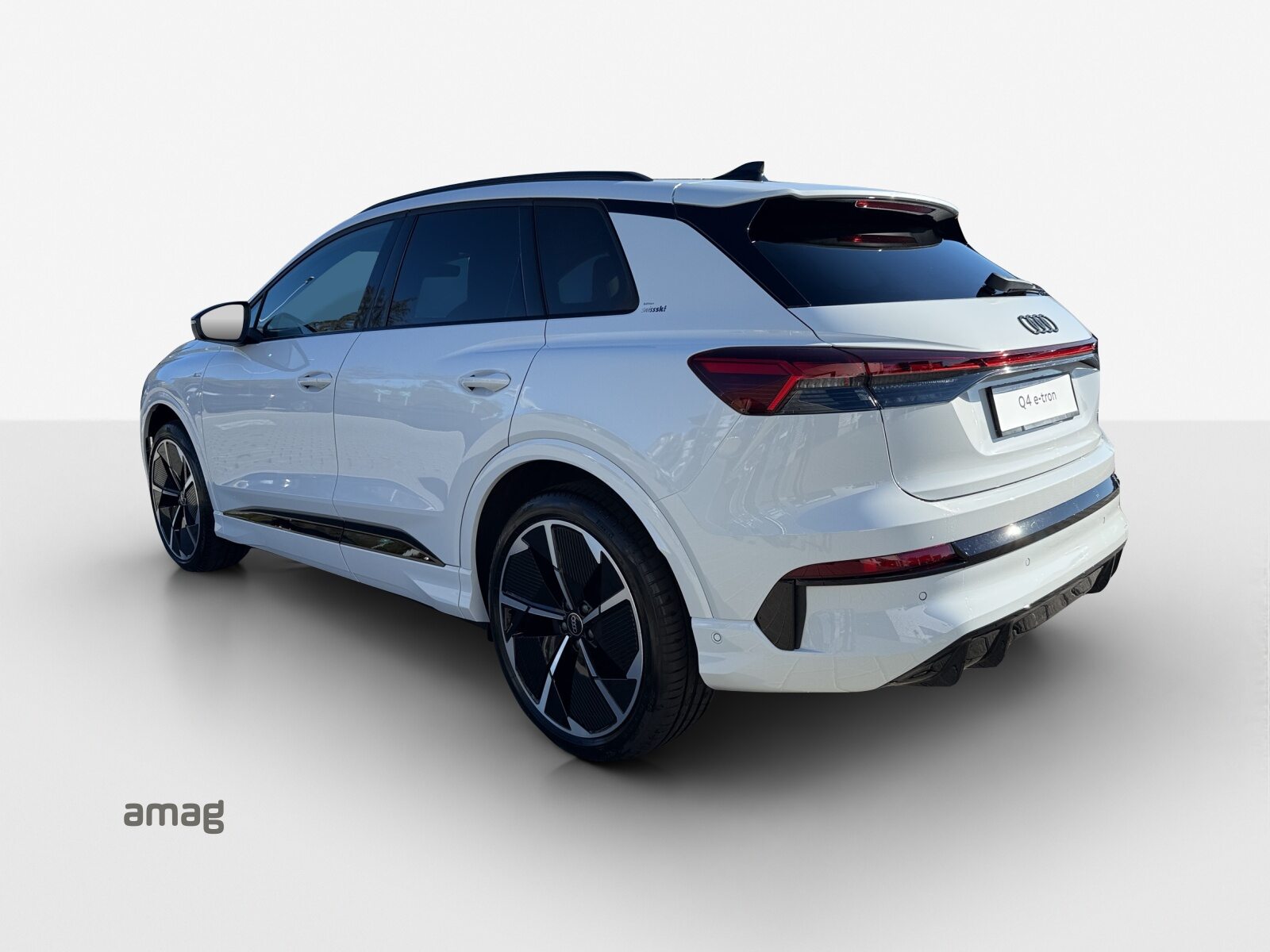 AUDI Q4 SUV e-tron quattro performance Edition Swiss-Ski, Elettrica, Auto dimostrativa, Automatico - 3