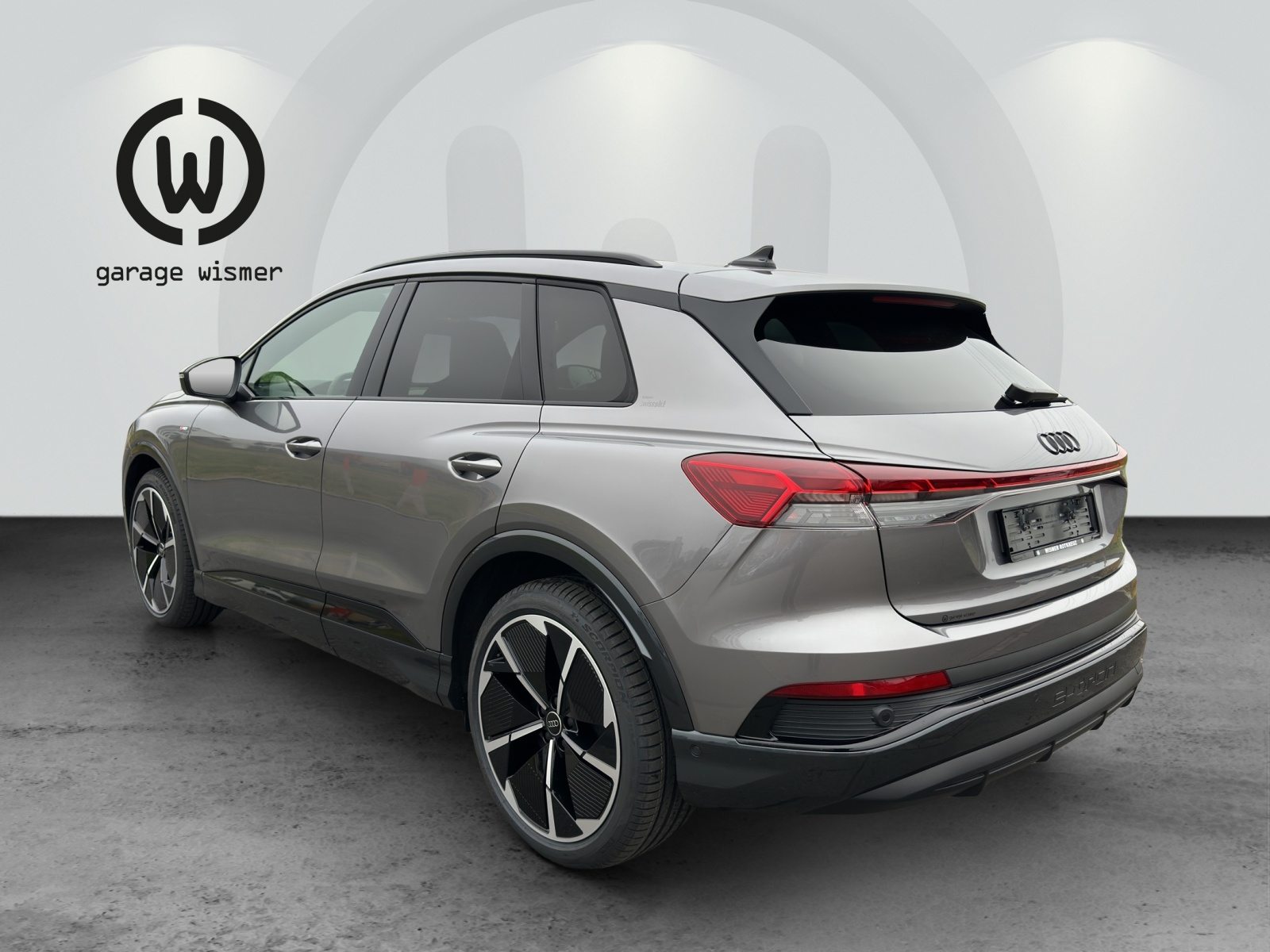 AUDI Q4 45 e-tron quattro Edition Swiss-Ski, Electric, New car, Automatic - 3