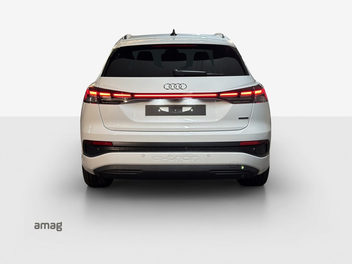 AUDI Q4 55 e-tron quattro, Elettrica, Occasioni / Usate, Automatico - 4