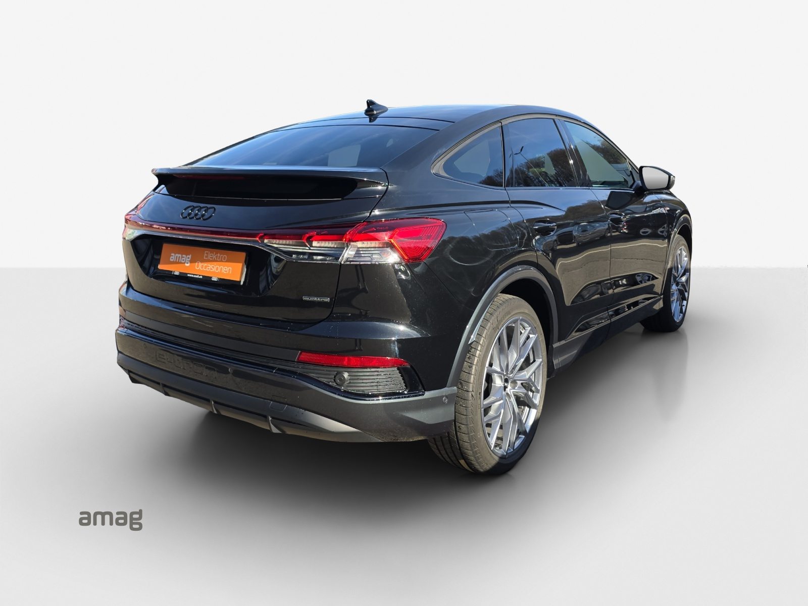 AUDI Q4 SB 55 e-tron quattro, Elektro, Occasion / Gebraucht, Automat - 6