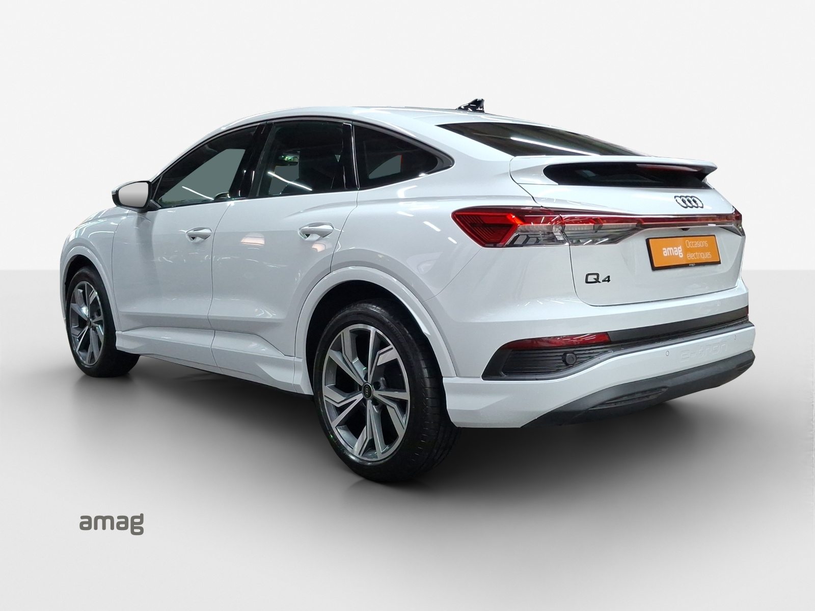 AUDI Q4 SB 40 e-tron, Électrique, Occasion / Utilisé, Automatique - 4