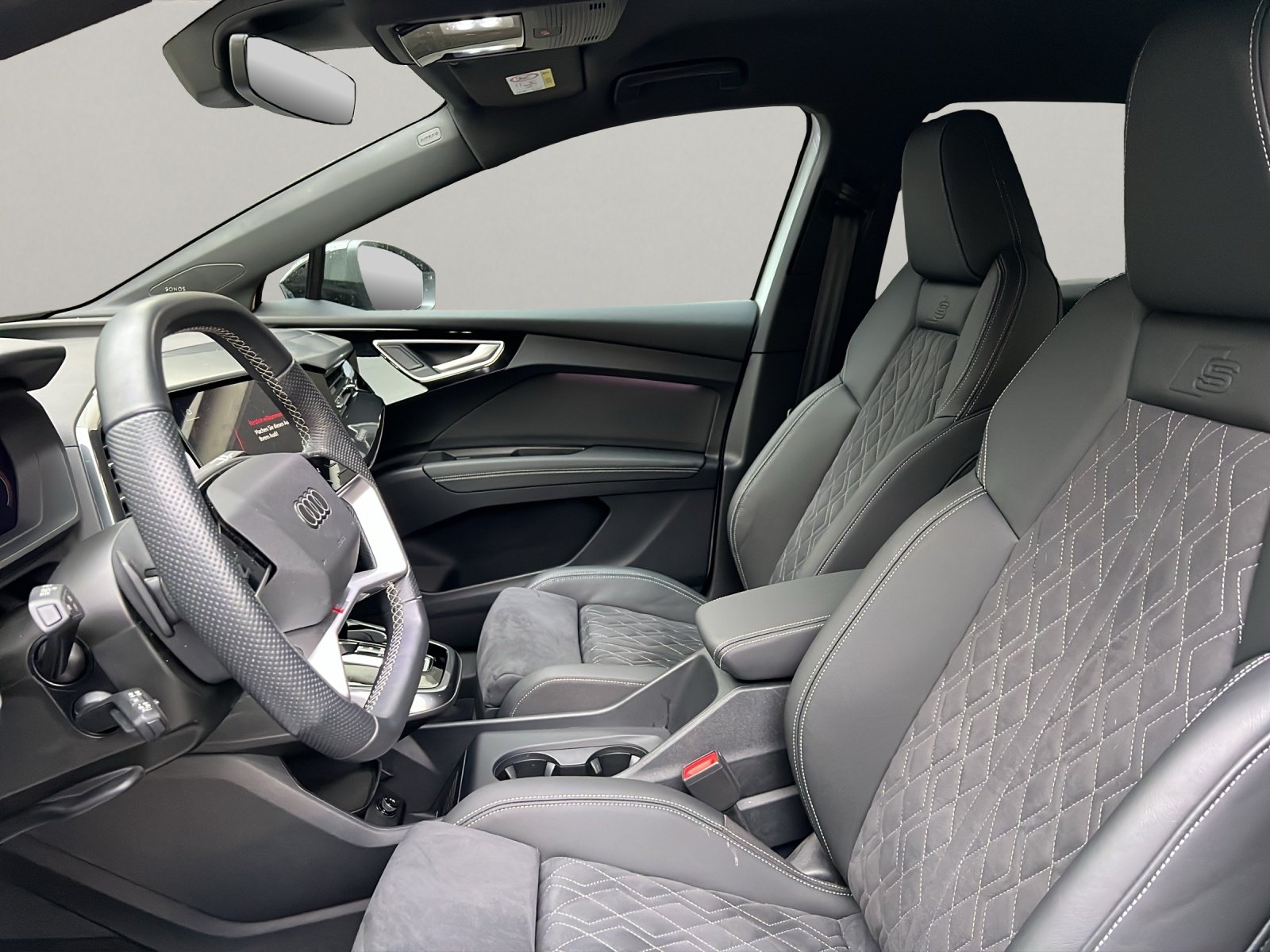 AUDI Q4 e-tron 45 quattro S-LINE, Elektro, Occasion / Gebraucht, Automat - 7