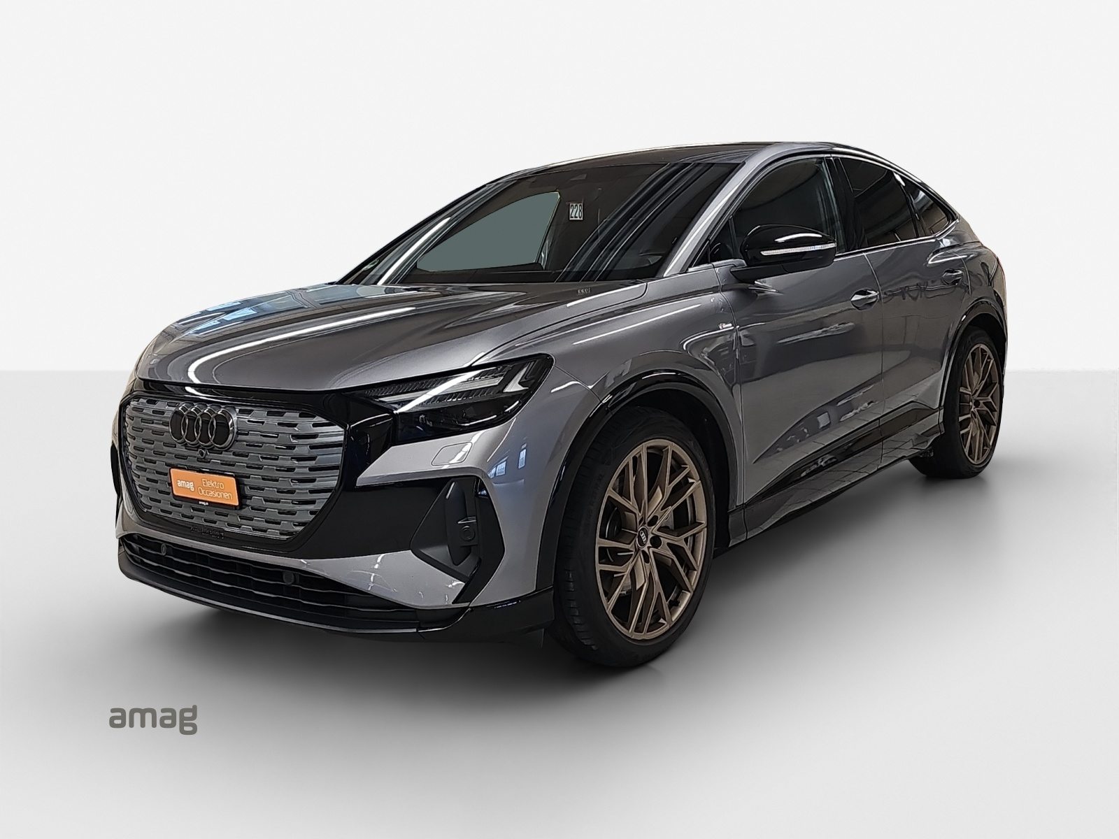 AUDI Q4 SB 50 e-tron quattro, Électrique, Occasion / Utilisé, Automatique