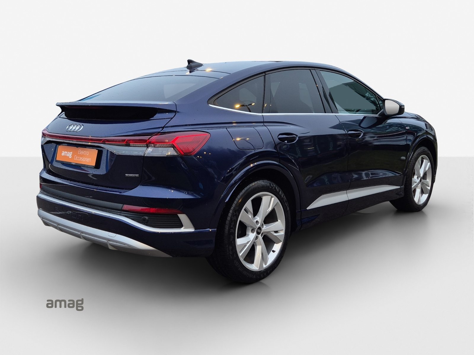 AUDI Q4 SB 50 e-tron quattro, Électrique, Occasion / Utilisé, Automatique - 6