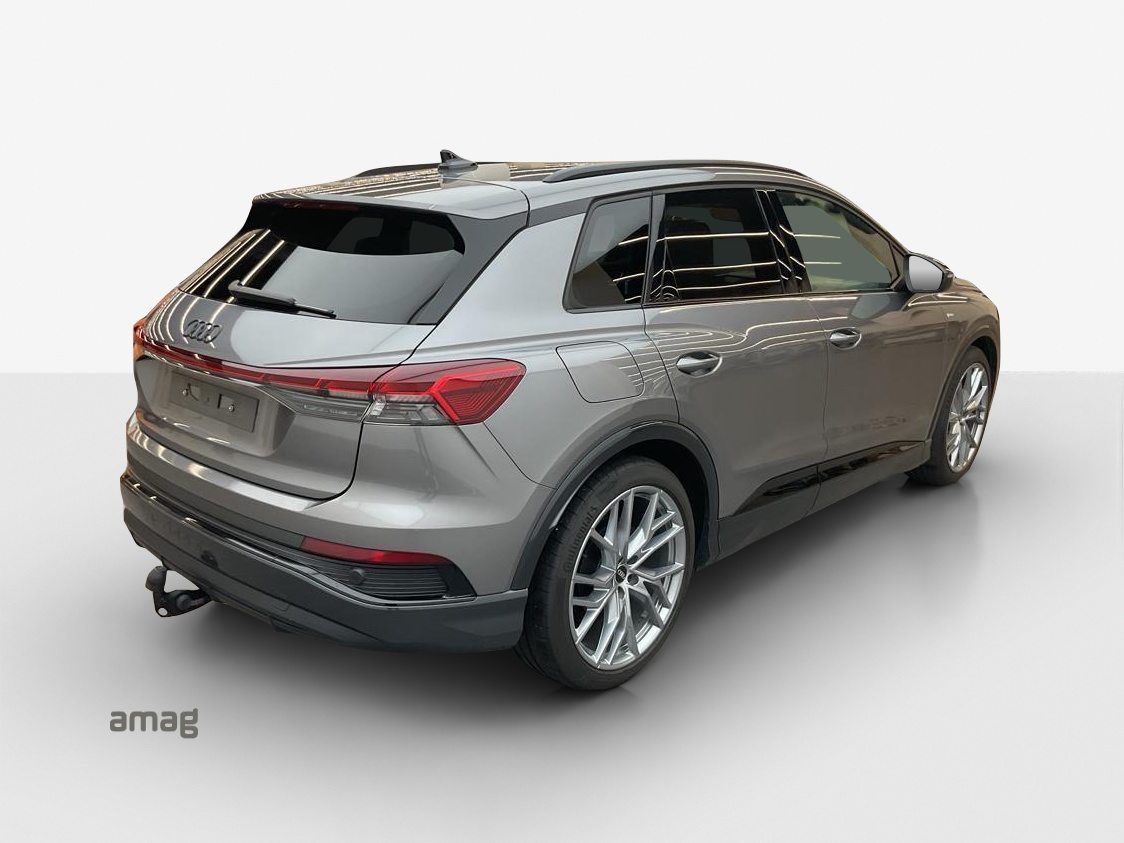 AUDI Q4 50 e-tron quattro, Électrique, Occasion / Utilisé, Automatique - 7