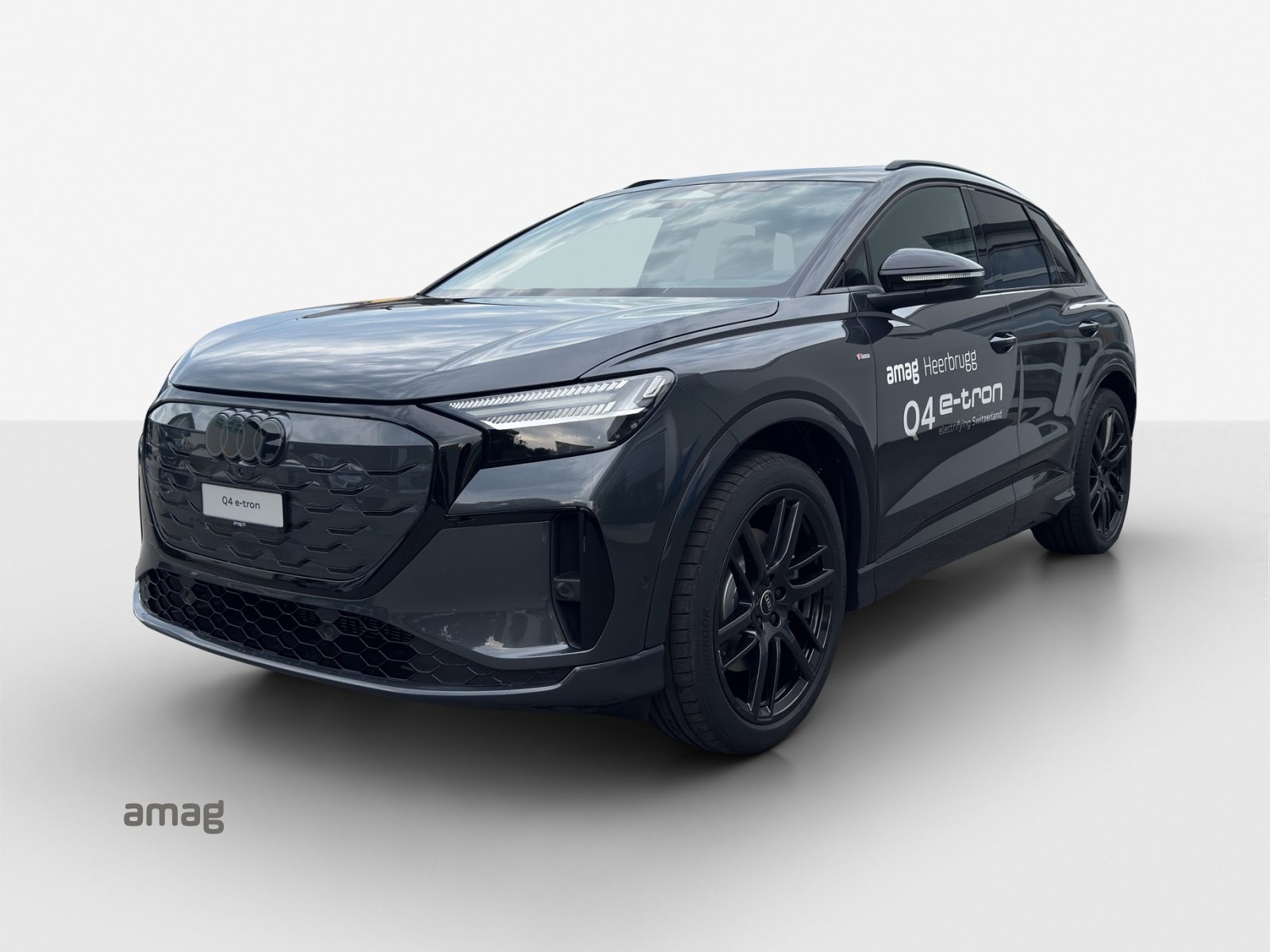 AUDI Q4 SUV e-tron quattro performance