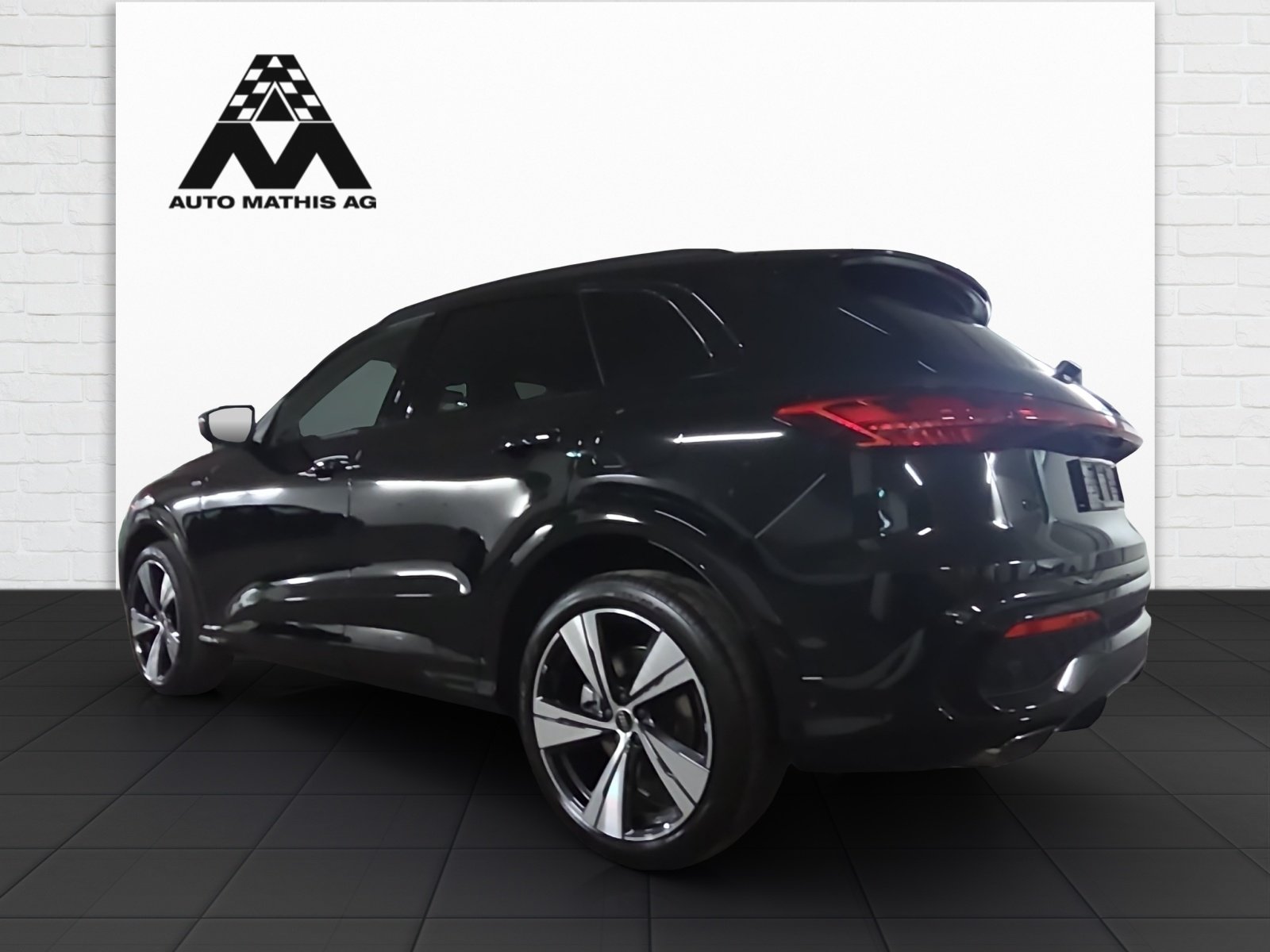 AUDI Q5 e-hybrid quattro 220 kW S-tronic, Hybride Rechargeable Essence/Électricité, Voiture nouvelle, Automatique - 4