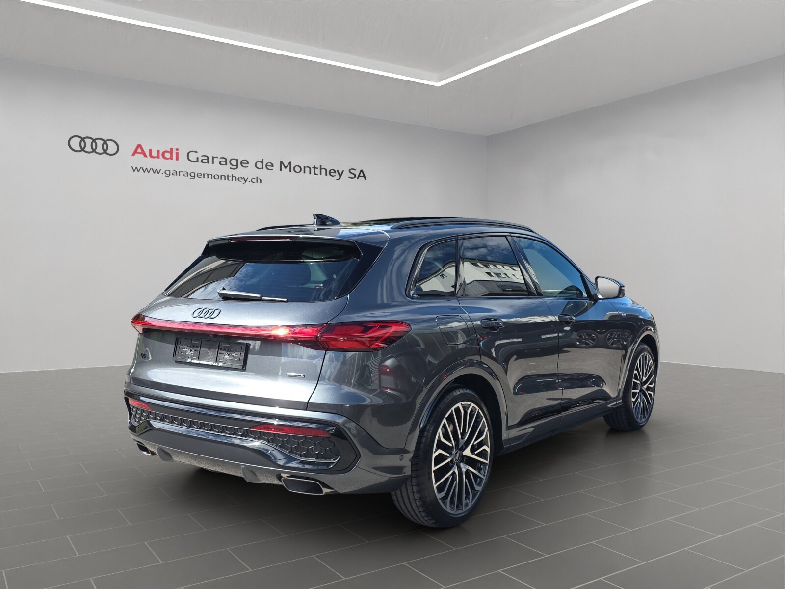 AUDI Q5 TFSI quatto 200 kW S-tronic, Essence, Voiture nouvelle, Automatique - 4