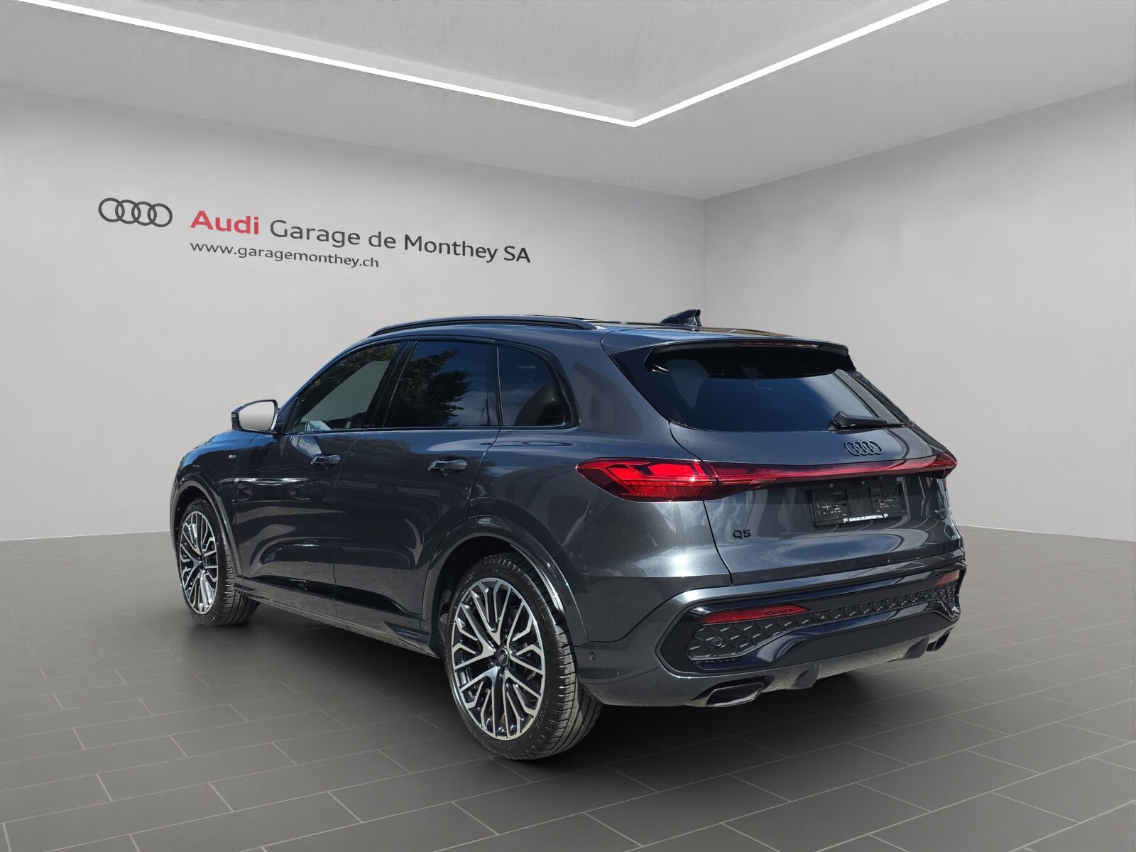 AUDI Q5 TFSI quatto 200 kW S-tronic, Essence, Voiture nouvelle, Automatique - 6