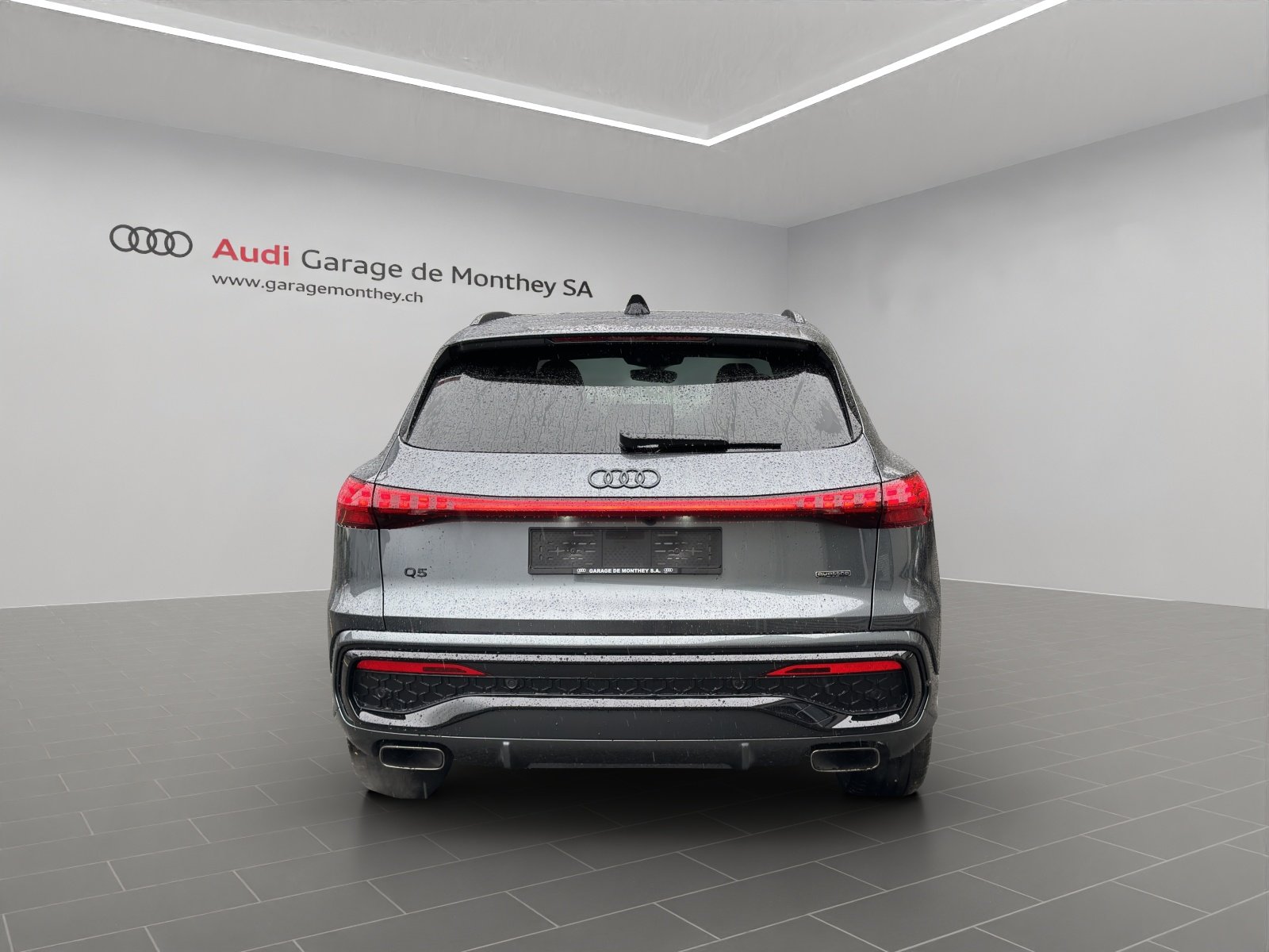 AUDI Q5 e-hybrid quattro 220 kW S-tronic, Plug-in-Hybrid Petrol/Electric, Ex-demonstrator, Automatic - 4