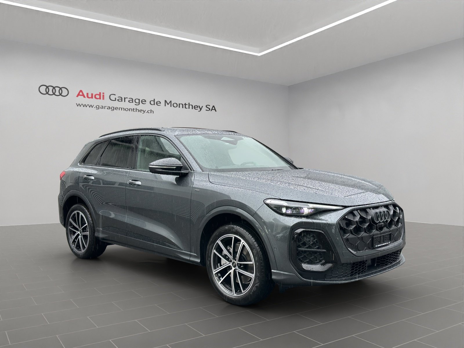 AUDI Q5 e-hybrid quattro 220 kW S-tronic, Plug-in-Hybrid Petrol/Electric, Ex-demonstrator, Automatic - 6