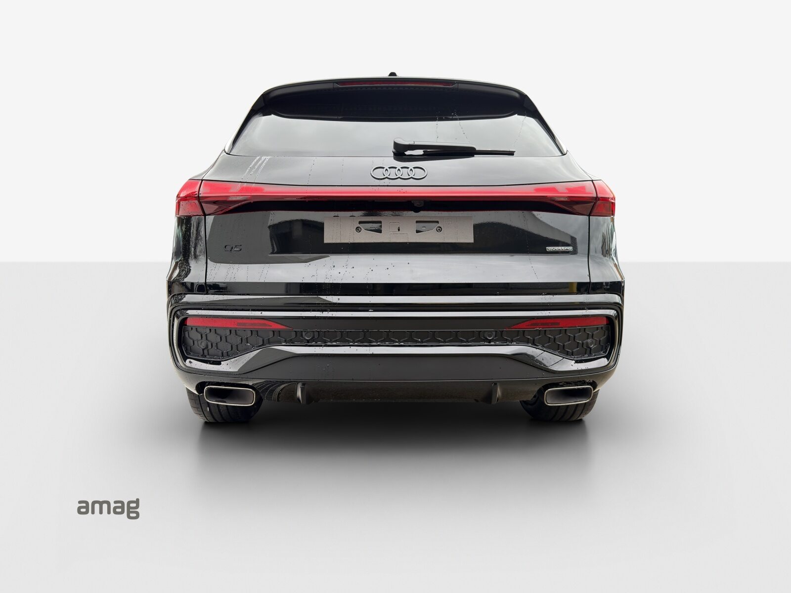 AUDI Q5 SUV e-hybrid 270 kW, Hybride Intégral Essence/Électricité, Véhicule neuf pré-immatriculé, Automatique - 4